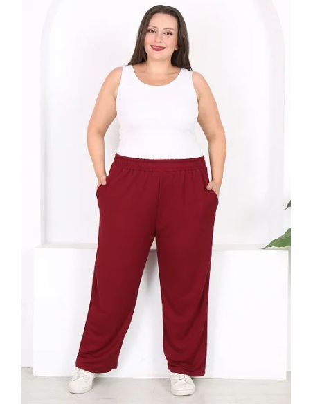 Suurema suurusega spordipüksid