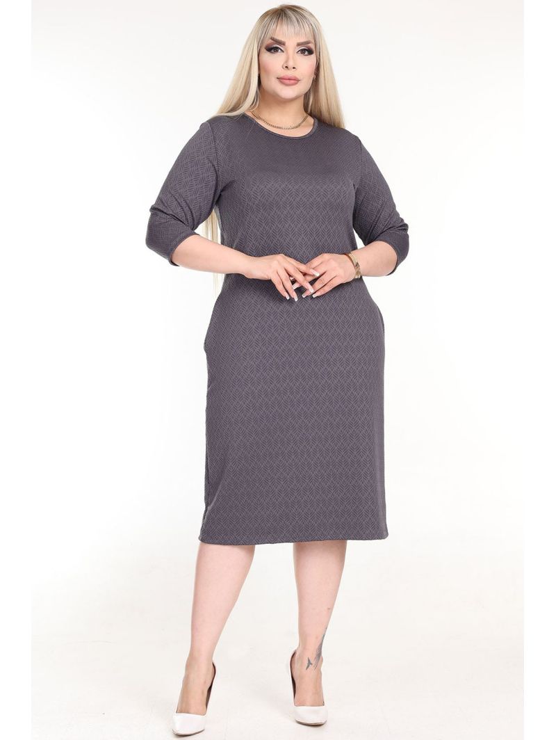 Klasiska kleita ar kabatām Klasiska kleita ar kabatām