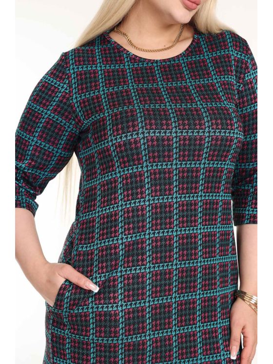 Klassikaline ruuduline kleit taskutega 2