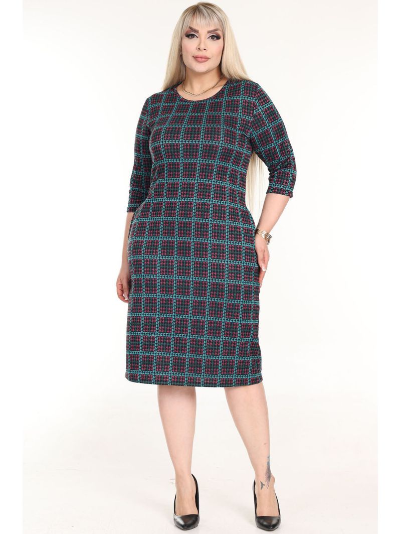 Klassikaline ruuduline kleit taskutega Klassikaline ruuduline kleit taskutega