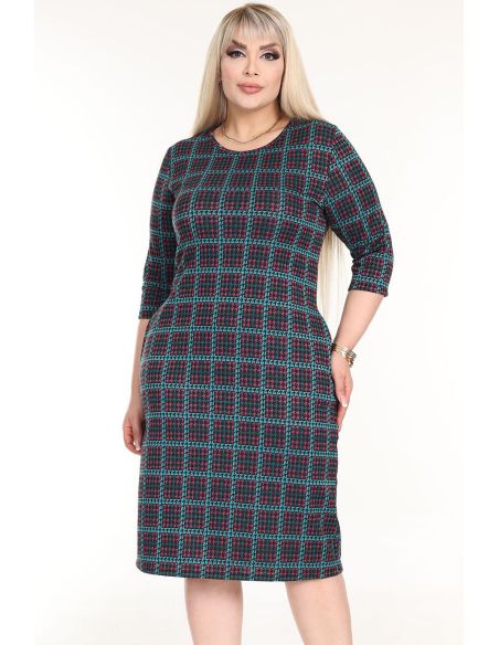 Классическое клетчатое платье с карманами
