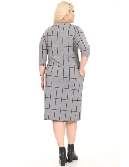 Klasiska rūtaina kleita ar kabatām