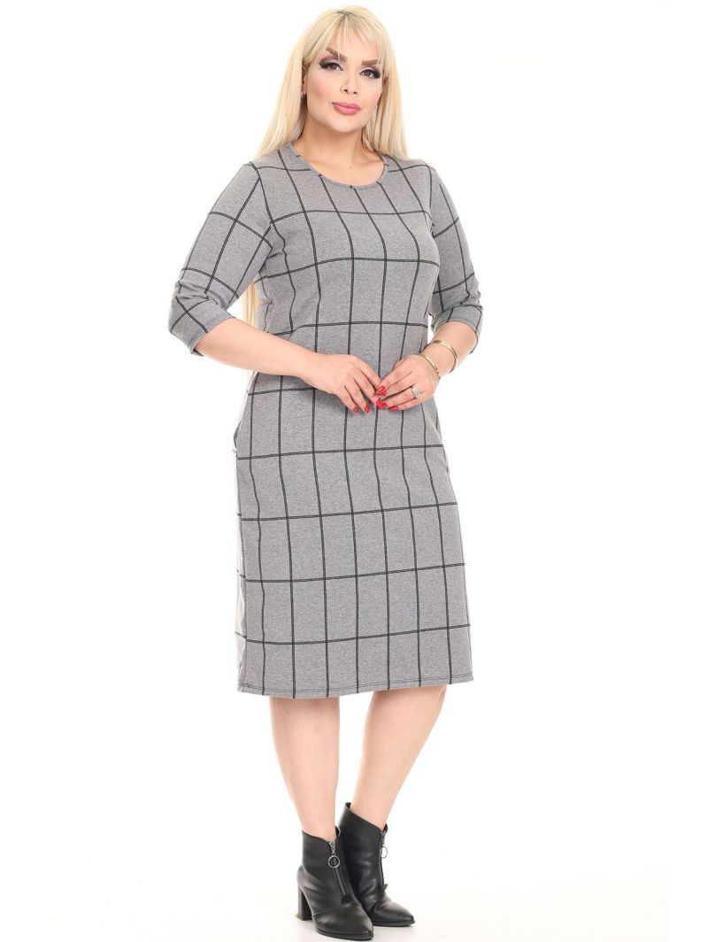 Klassikaline ruuduline kleit taskutega Klassikaline ruuduline kleit taskutega