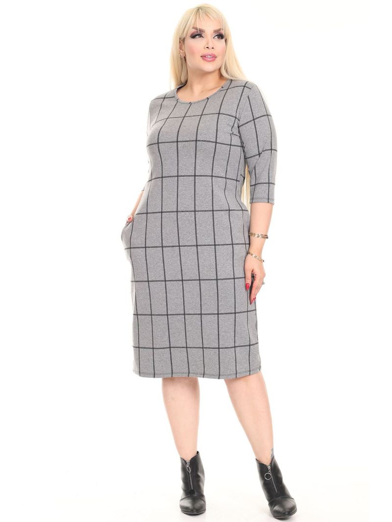 Классическое клетчатое платье с... Классическое клетчатое платье с...