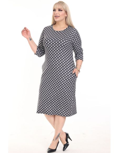 Klasikinė suknelė su kišenėmis