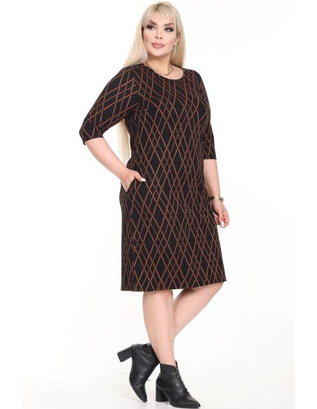 Классическое платье с карманами