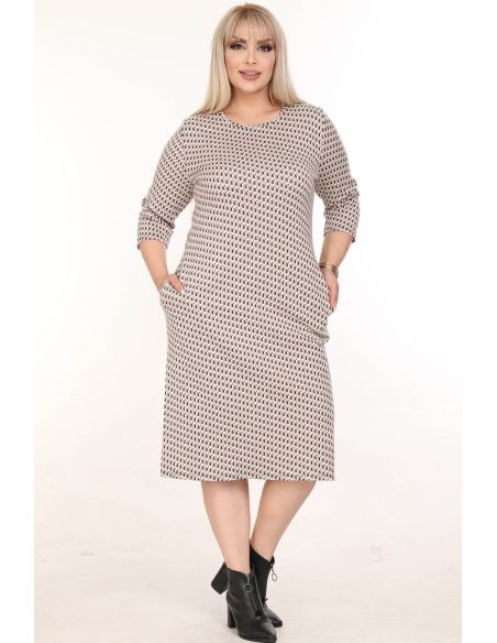 Klasikinė suknelė su kišenėmis