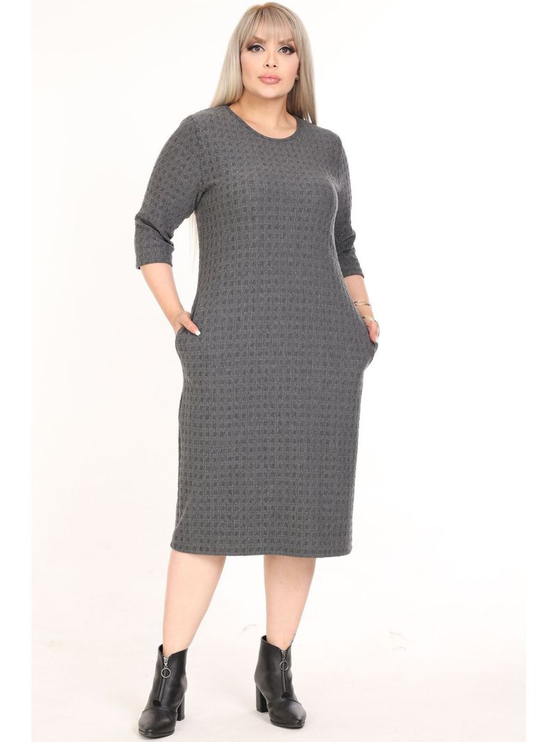 Классическое платье с карманами Классическое платье с карманами