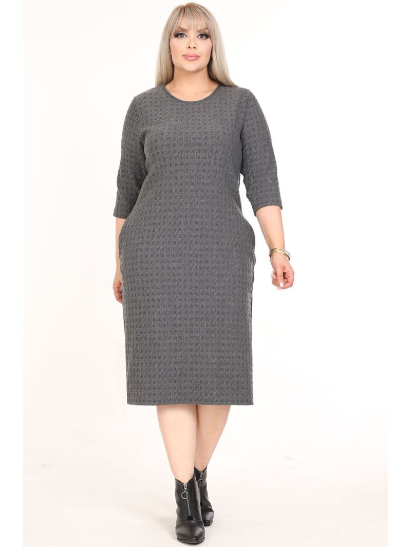 Klasiska kleita ar kabatām Klasiska kleita ar kabatām