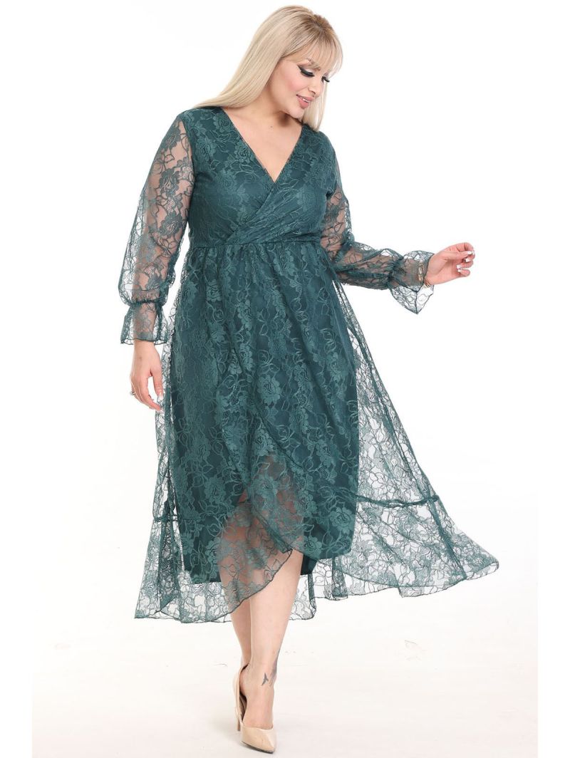 Pikk elegantne pitsiga kleit Pikk elegantne pitsiga kleit