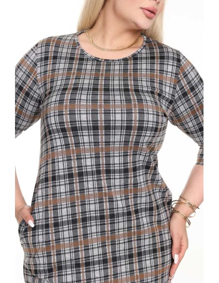 Klasiska rūtaina kleita ar kabatām