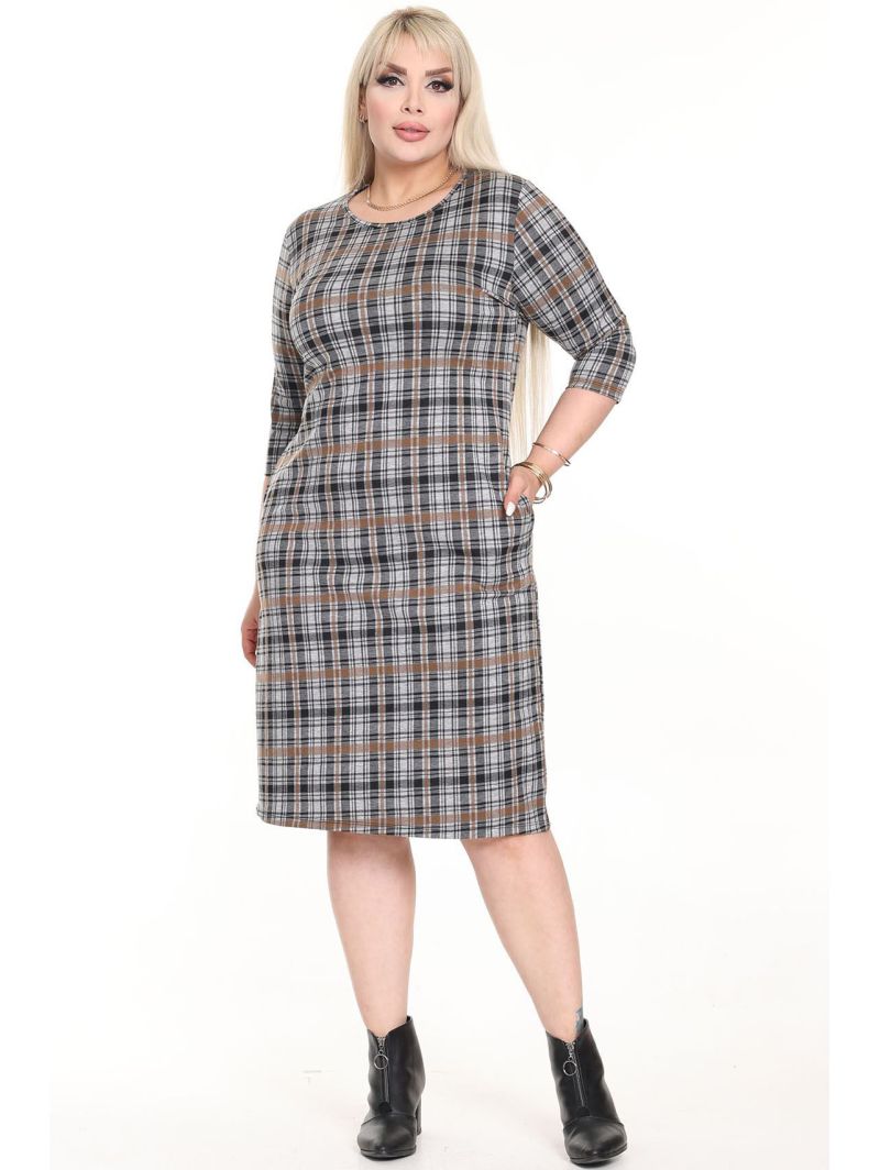 Klassikaline ruuduline kleit taskutega Klassikaline ruuduline kleit taskutega