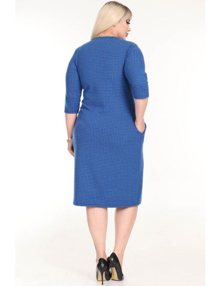 Классическое платье с карманами