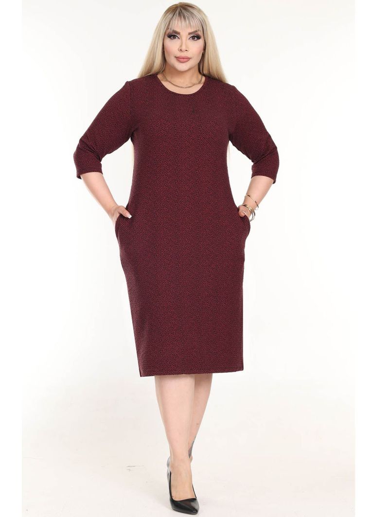 Klassikaline kleit taskutega Klassikaline kleit taskutega