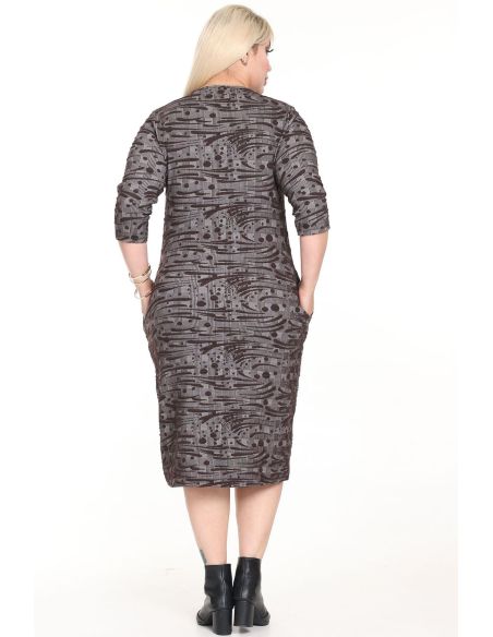 Klasiska kleita ar kabatām