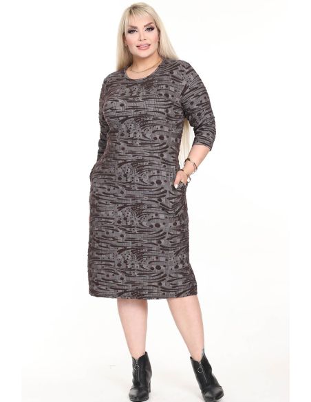 Klassikaline kleit taskutega