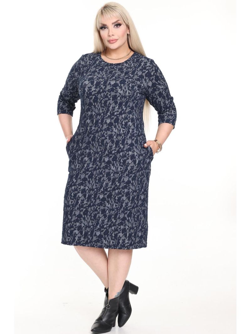 Klassikaline kleit taskutega Klassikaline kleit taskutega