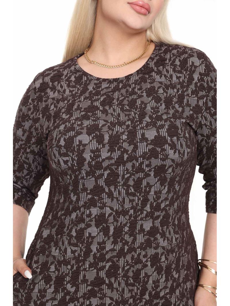 Klassikaline kleit taskutega Klassikaline kleit taskutega