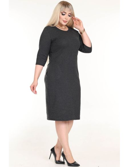 Klasikinė suknelė su kišenėmis