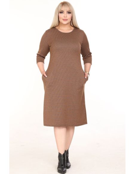 Классическое платье с карманами