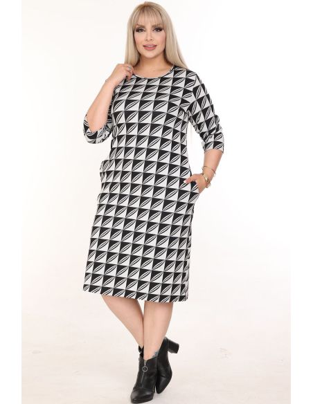 Классическое платье с карманами