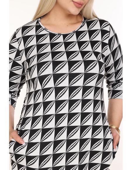 Классическое платье с карманами