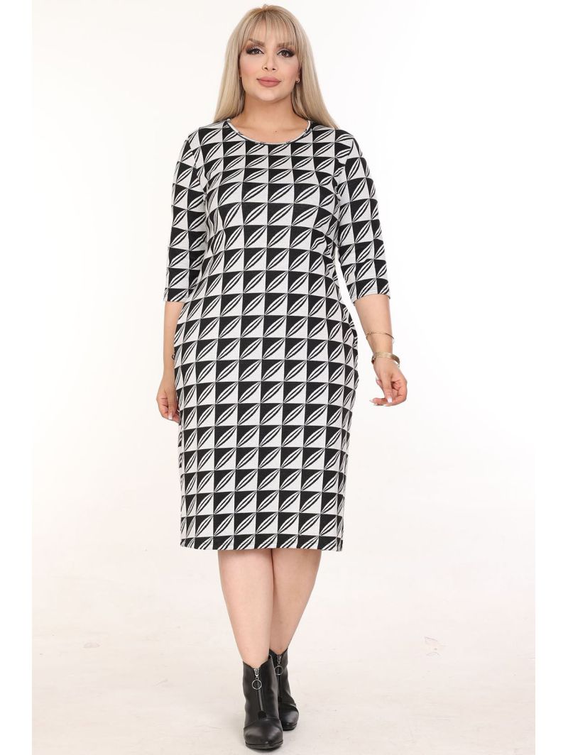 Klasiska kleita ar kabatām Klasiska kleita ar kabatām