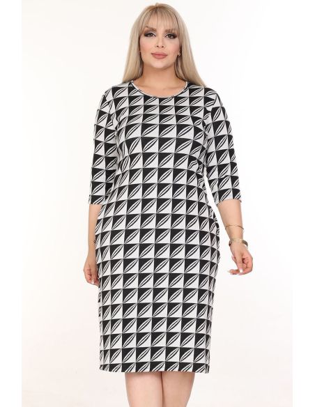 Классическое платье с карманами