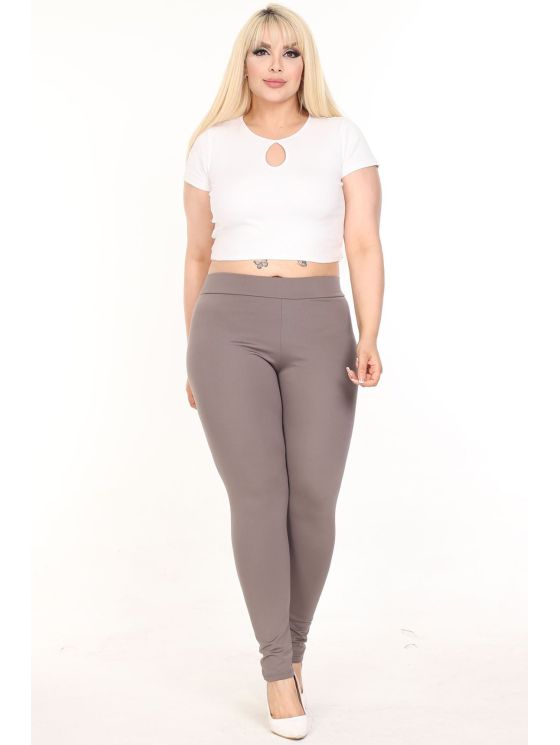 Kitsad pluss-suuruses püksid