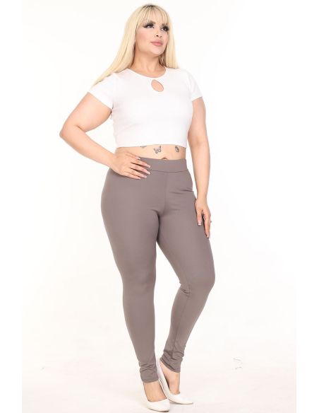 Aptemptos didelių dydžių kelnės