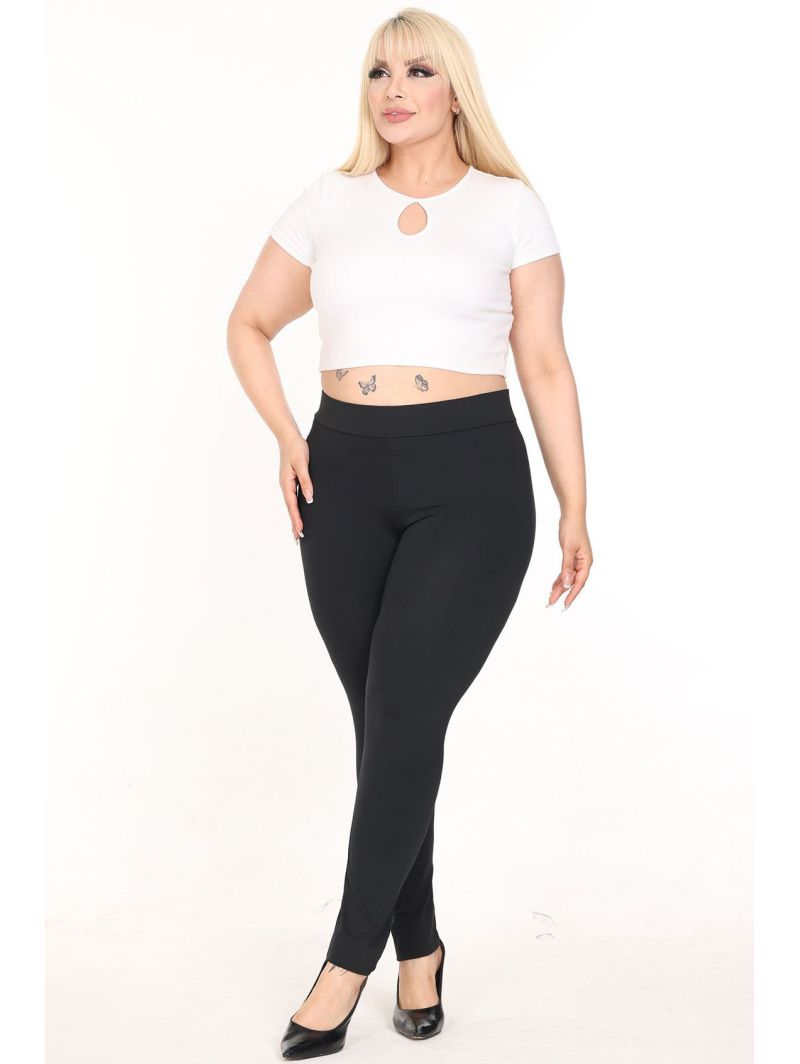 Aptemptos didelių dydžių kelnės Aptemptos didelių dydžių kelnės