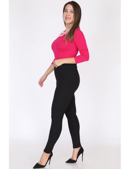 Kitsad pluss-suuruses püksid