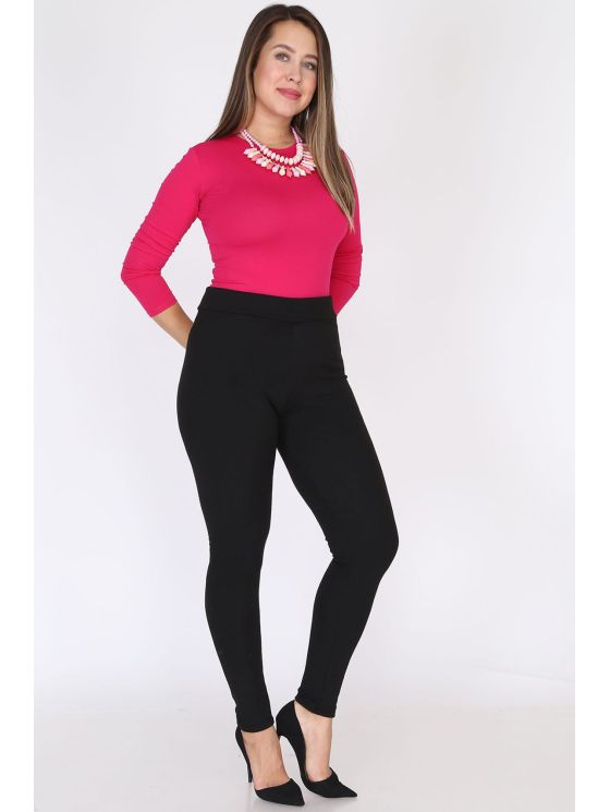 Pieguļošas plus izmēra bikses