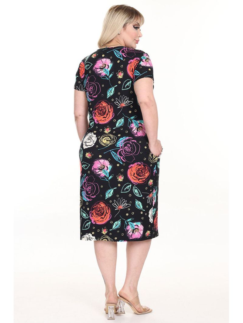 Платье с короткими рукавами и узором