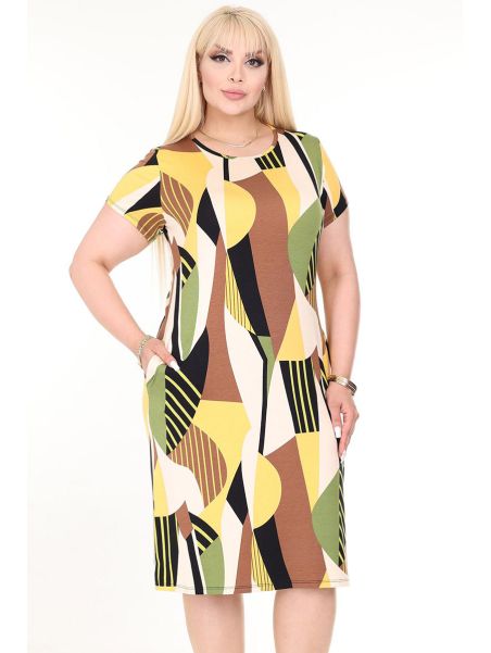 Летнее платье с короткими рукавами.