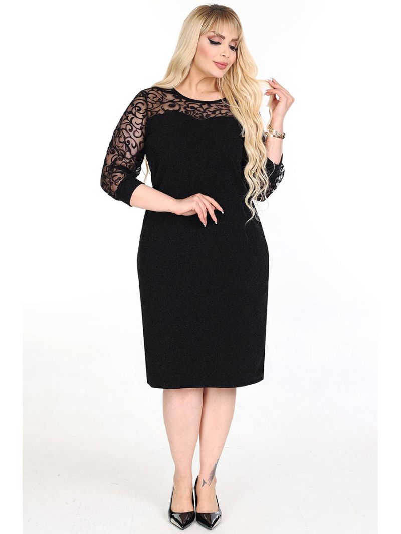 Klasikinė juoda suknelė Klasikinė juoda suknelė