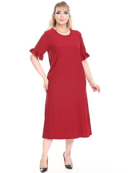 Raudona suknelė trumpomis rankovėmis