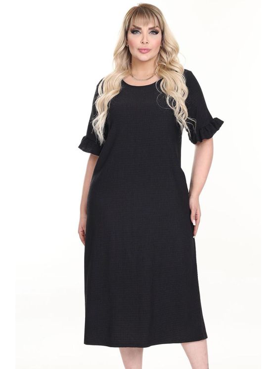 Черное платье с короткими рукавами