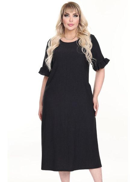 Черное платье с короткими рукавами