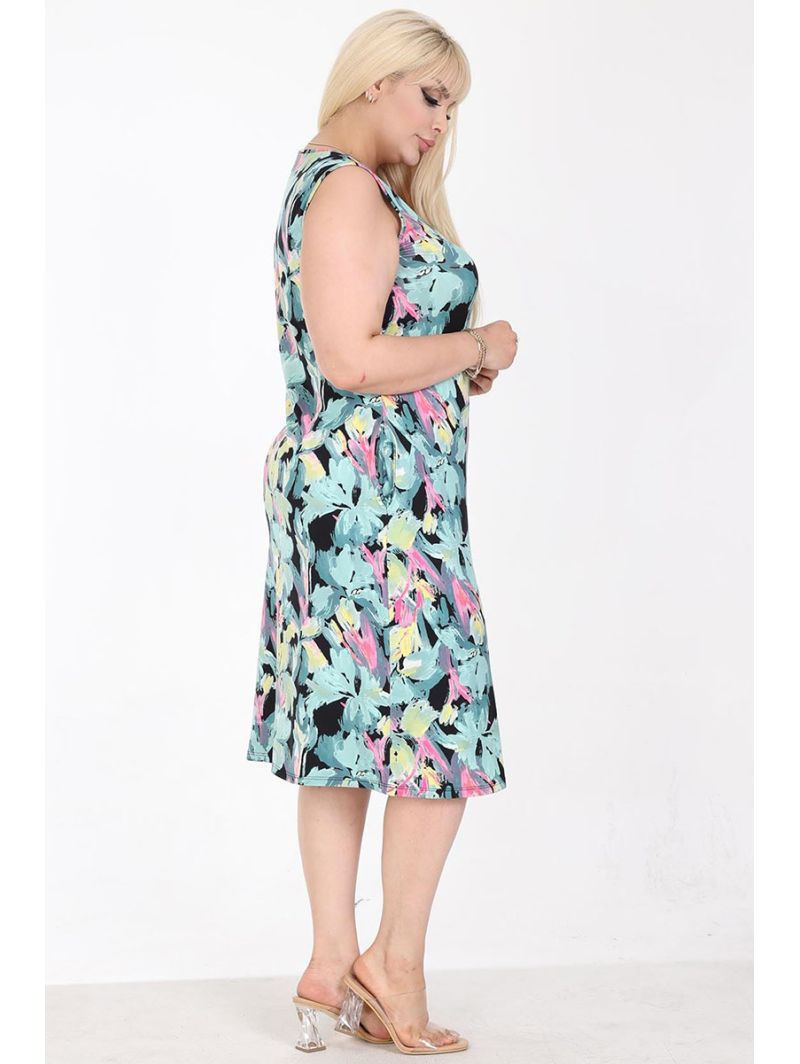 Vasaras kleita bez piedurknēm Vasaras kleita bez piedurknēm