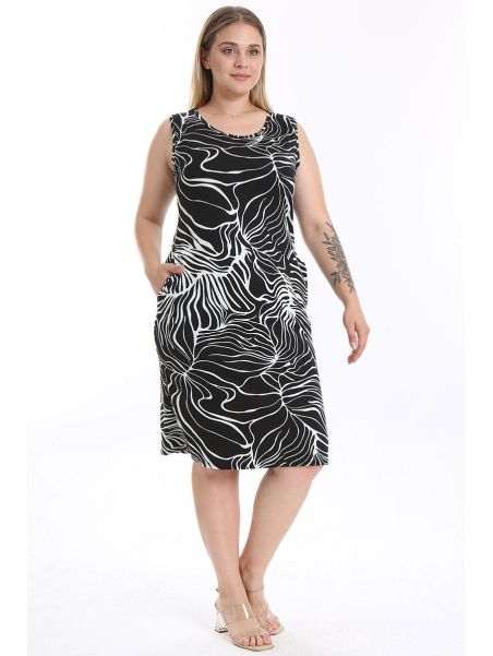 Летнее платье без рукавов