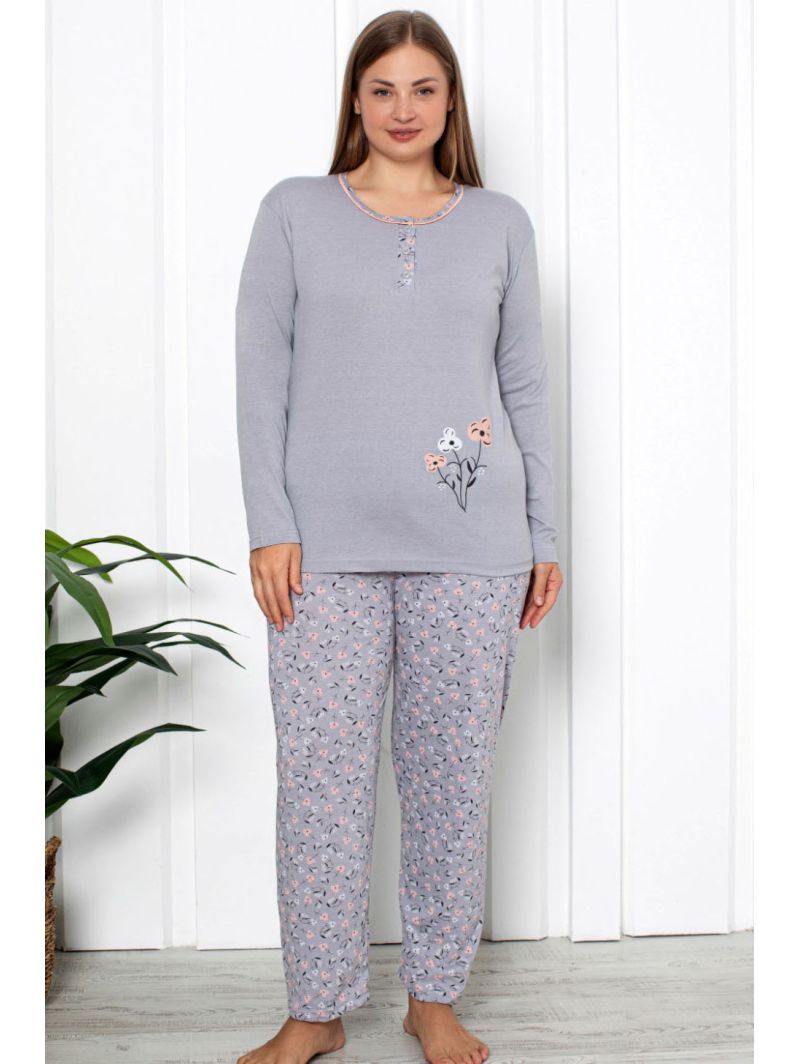 Pikkade varrukatega pidžaamad