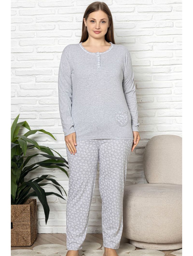 Pikkade varrukatega pidžaamad